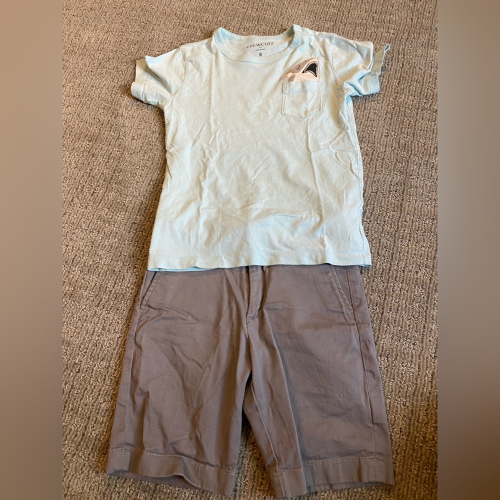 Boys Crewcut short/t-shirt bundle. Size 8